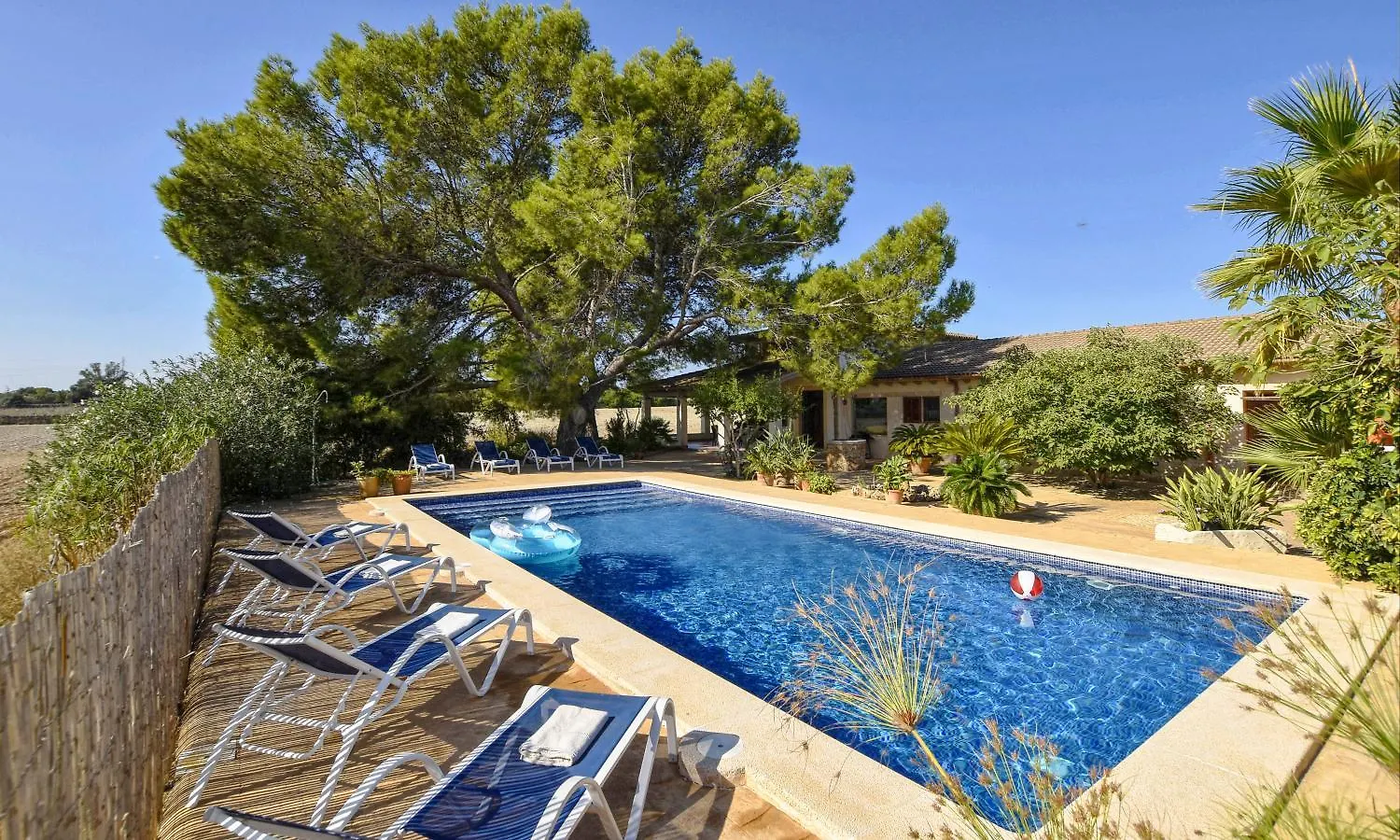 Ribas Villa Santa Margarita  İspanya